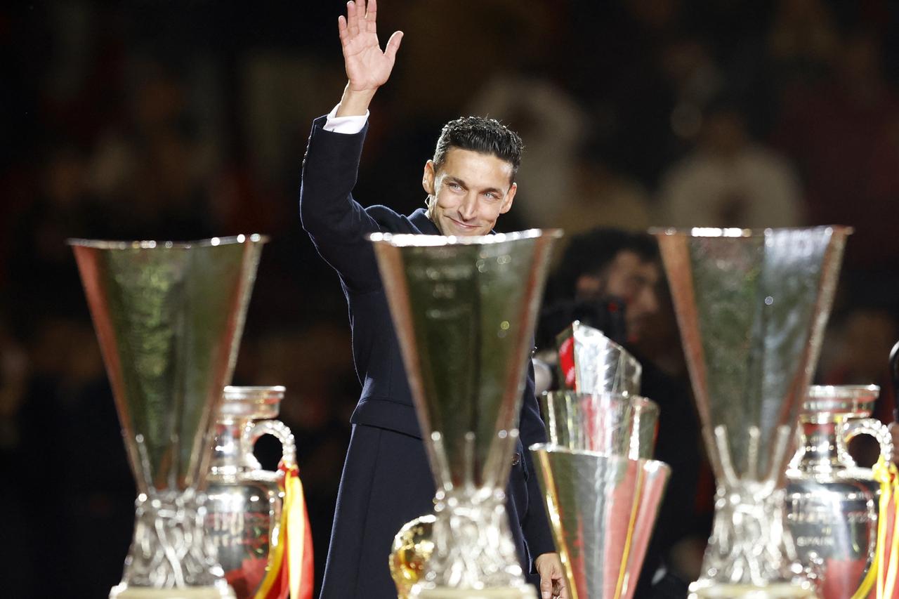 Sevilla FC holds final farewell ceremony for Jesus Navas