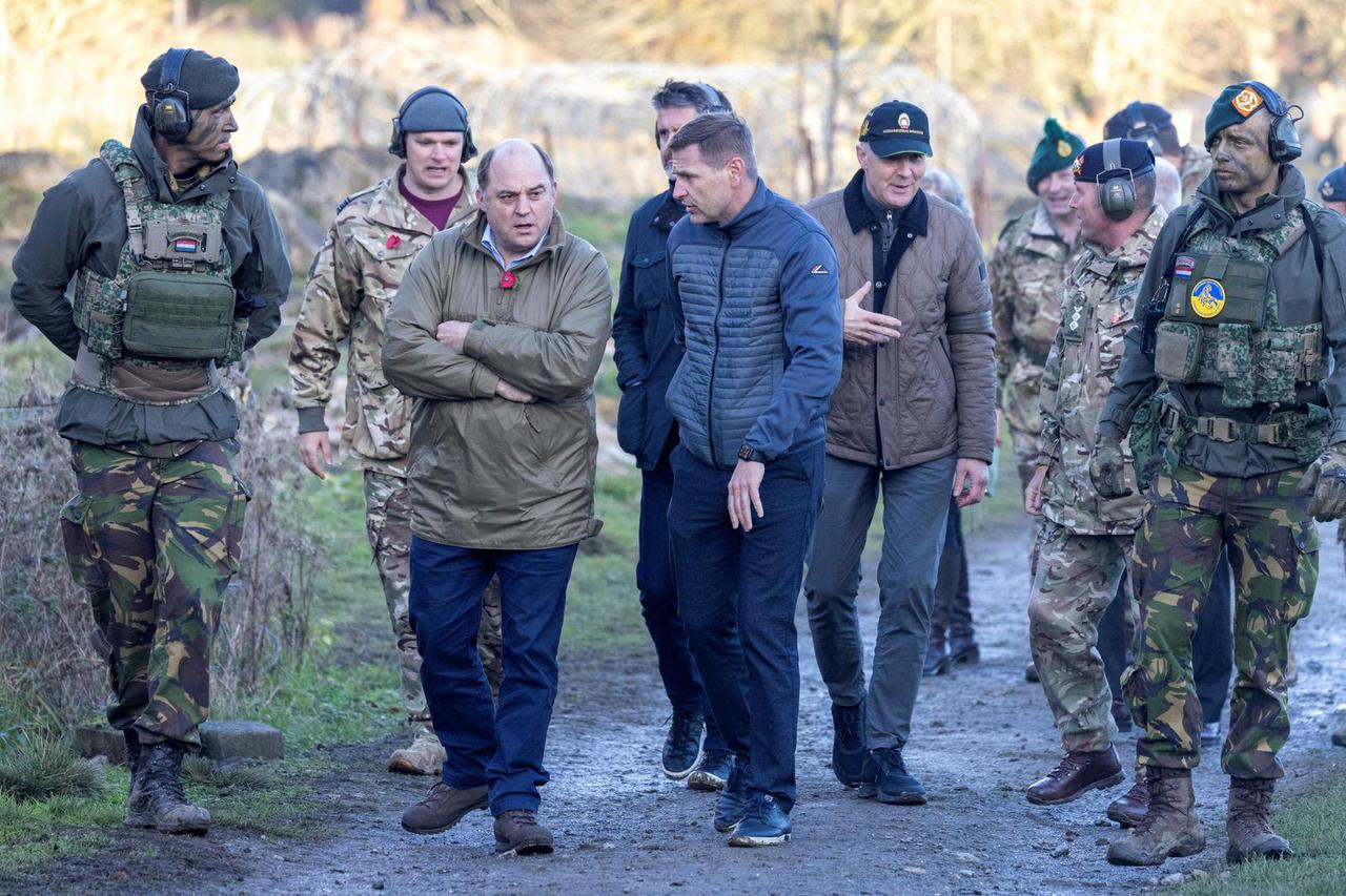 UK-led miltary training for Ukrainian soilders