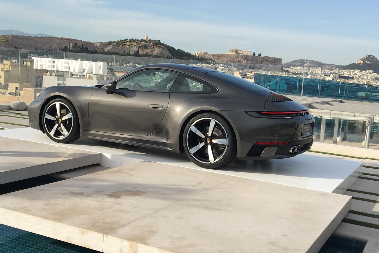 Porsche 911