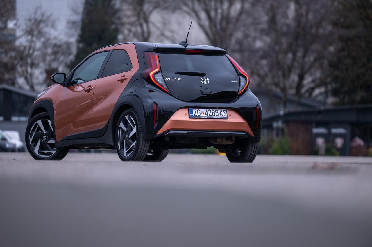 Zagreb: Automobil Toyota Aygo