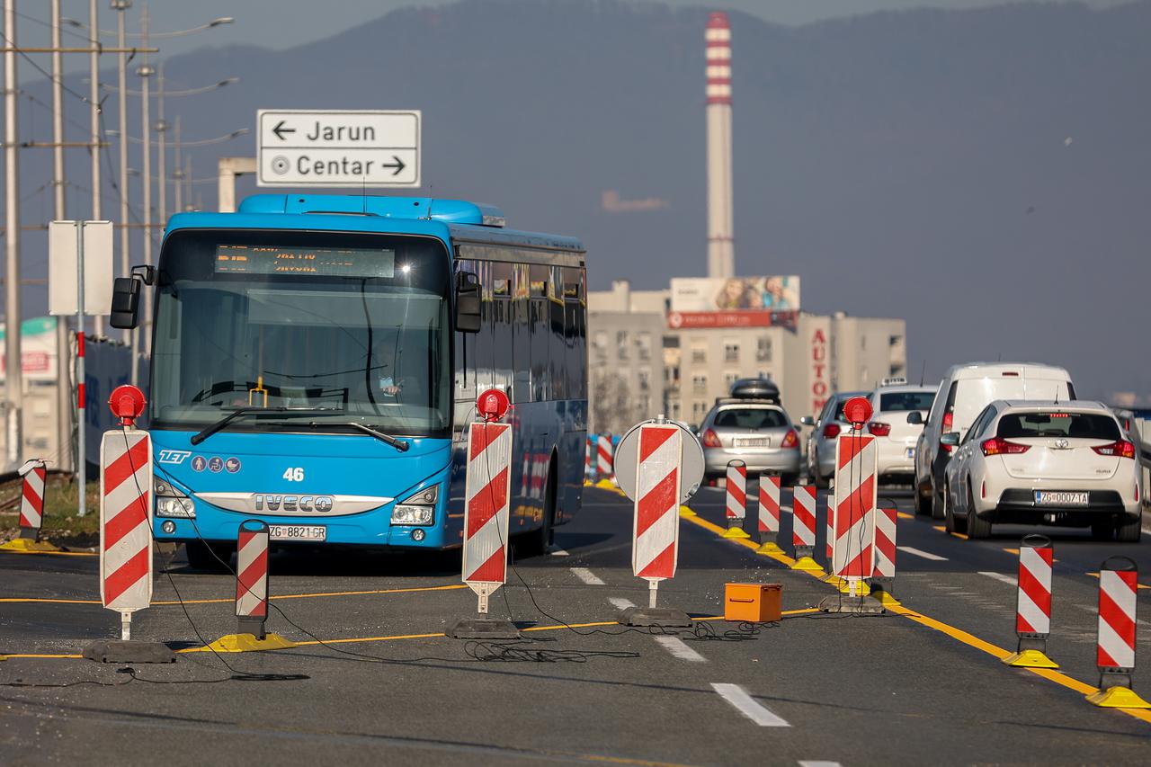 Zagreb: Nastavljaju se radovi na zapadnom kolniku Jadranskog mosta