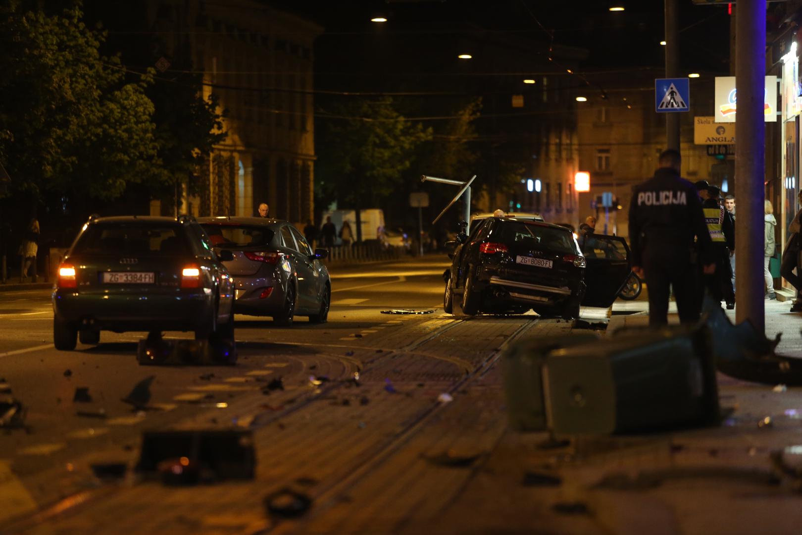 Nikola Kovačević na Općinskom kaznenom sudu danas je nepravomoćno osuđen na 4 godine i šest mjeseci i oduzeta mu je vozačka dozvola na sedam godina. 