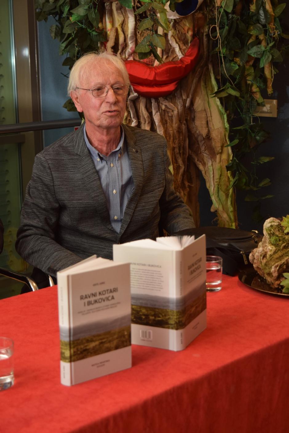 Ante Juric u Skradinu predstavio knjigu ‘Ravni kotari i Bukovica’