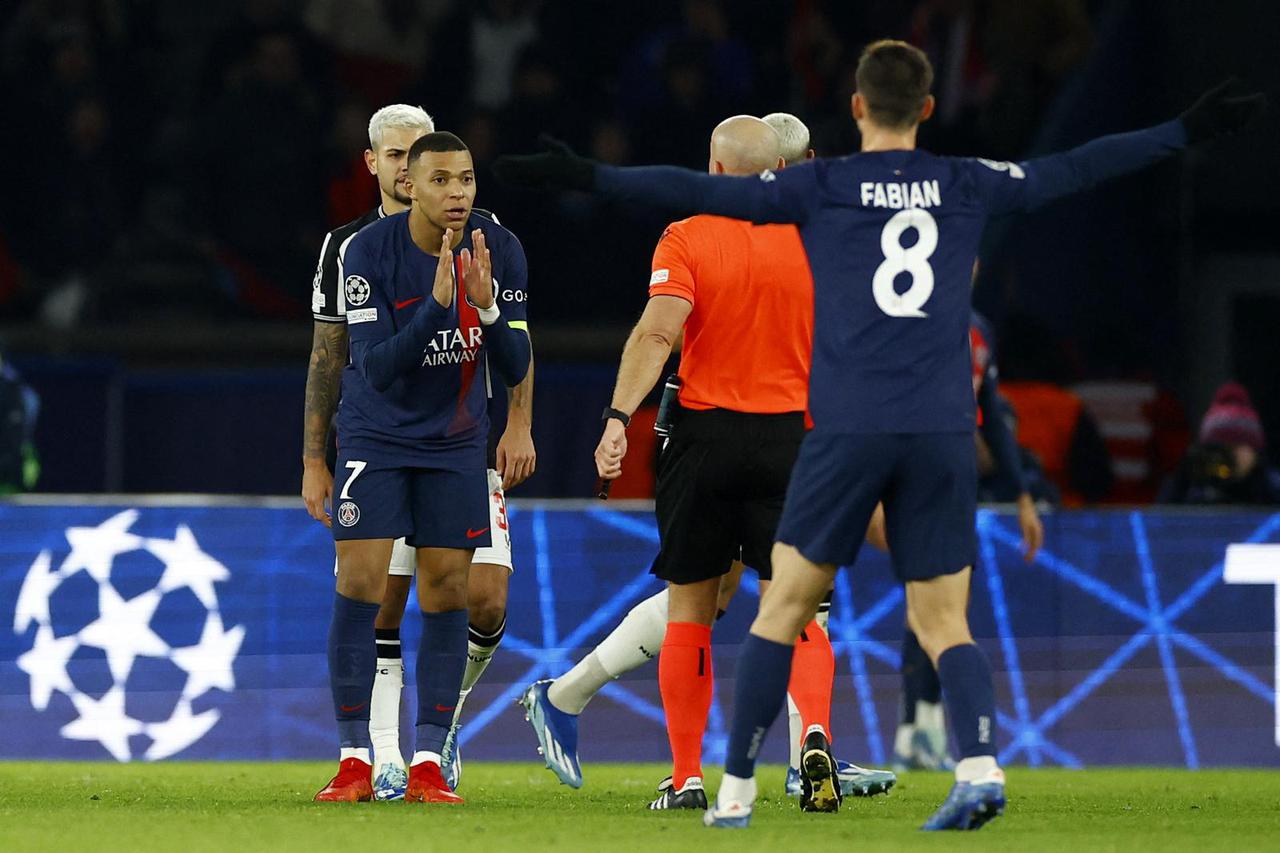 Champions League - Group F - Paris St Germain v Newcastle United