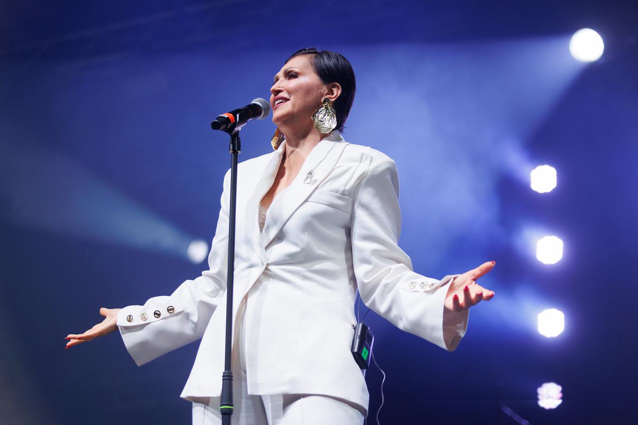 Nina Badrić za Valentinovo nastupila  u Rijeci