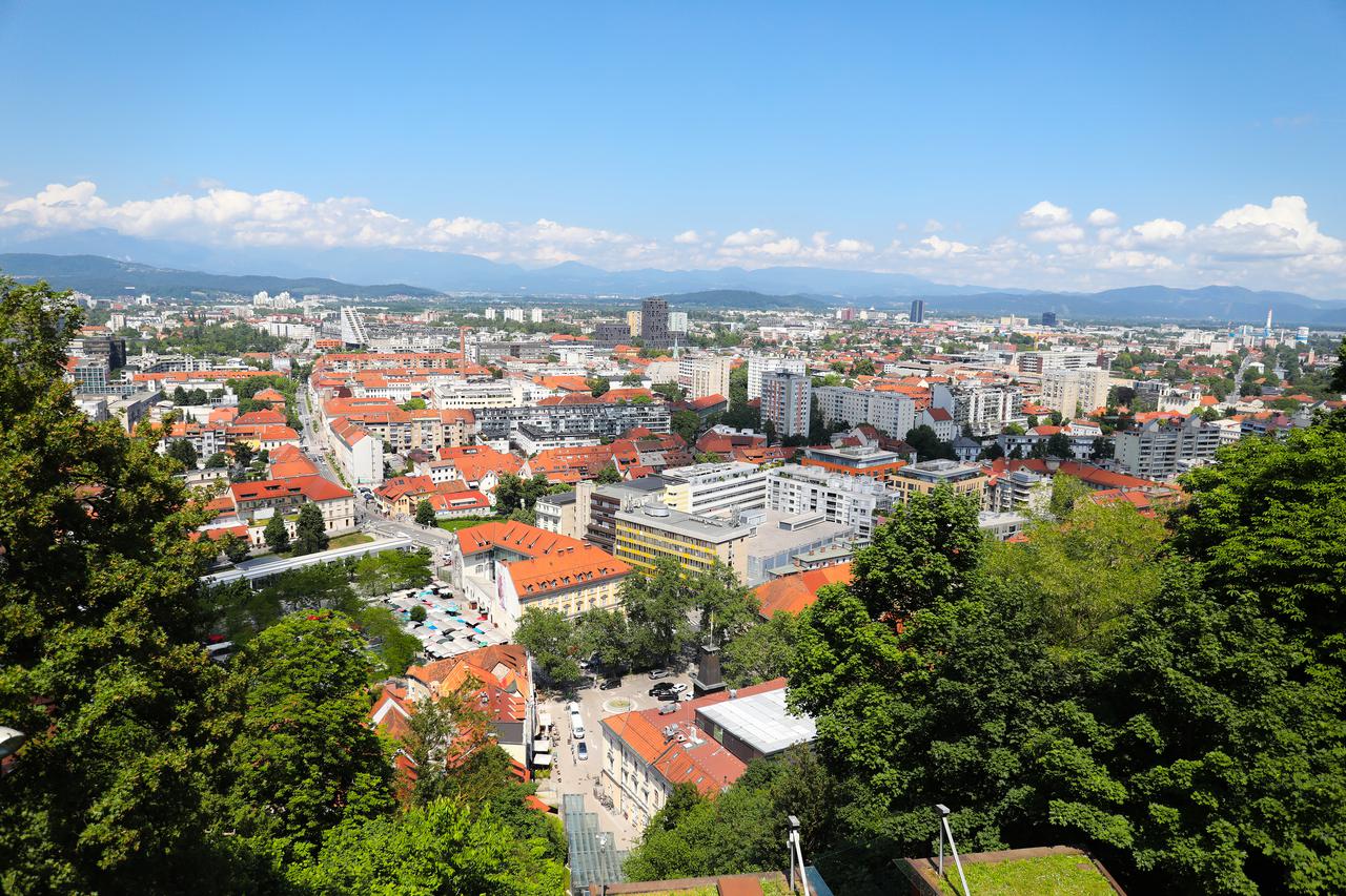 Panoramski pogled na Ljubljanu