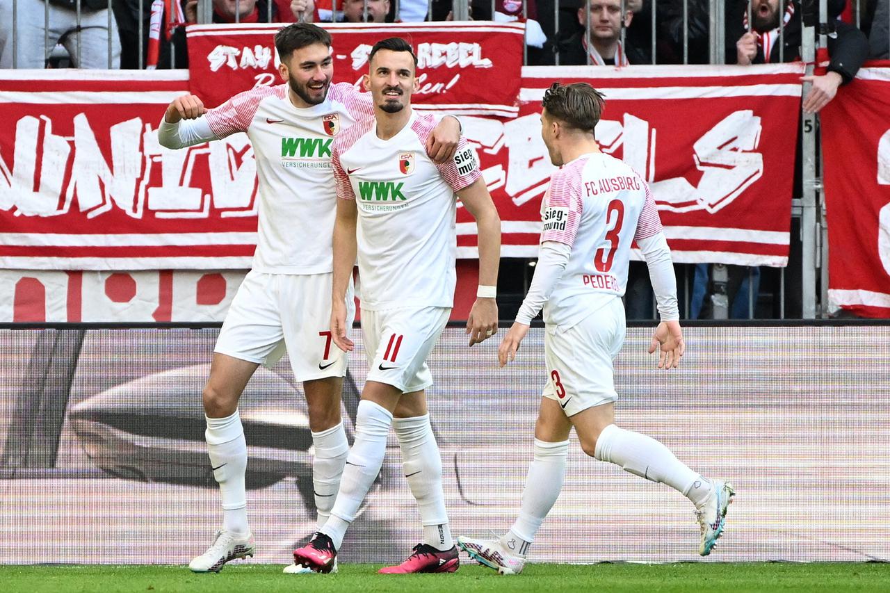 Bundesliga - Bayern Munich v FC Augsburg