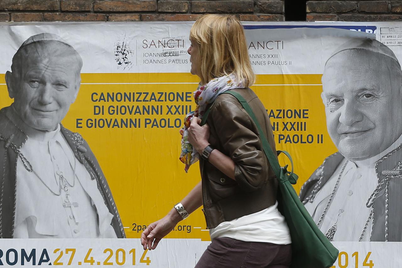 posteri za kanonizaciju dvojice papa
