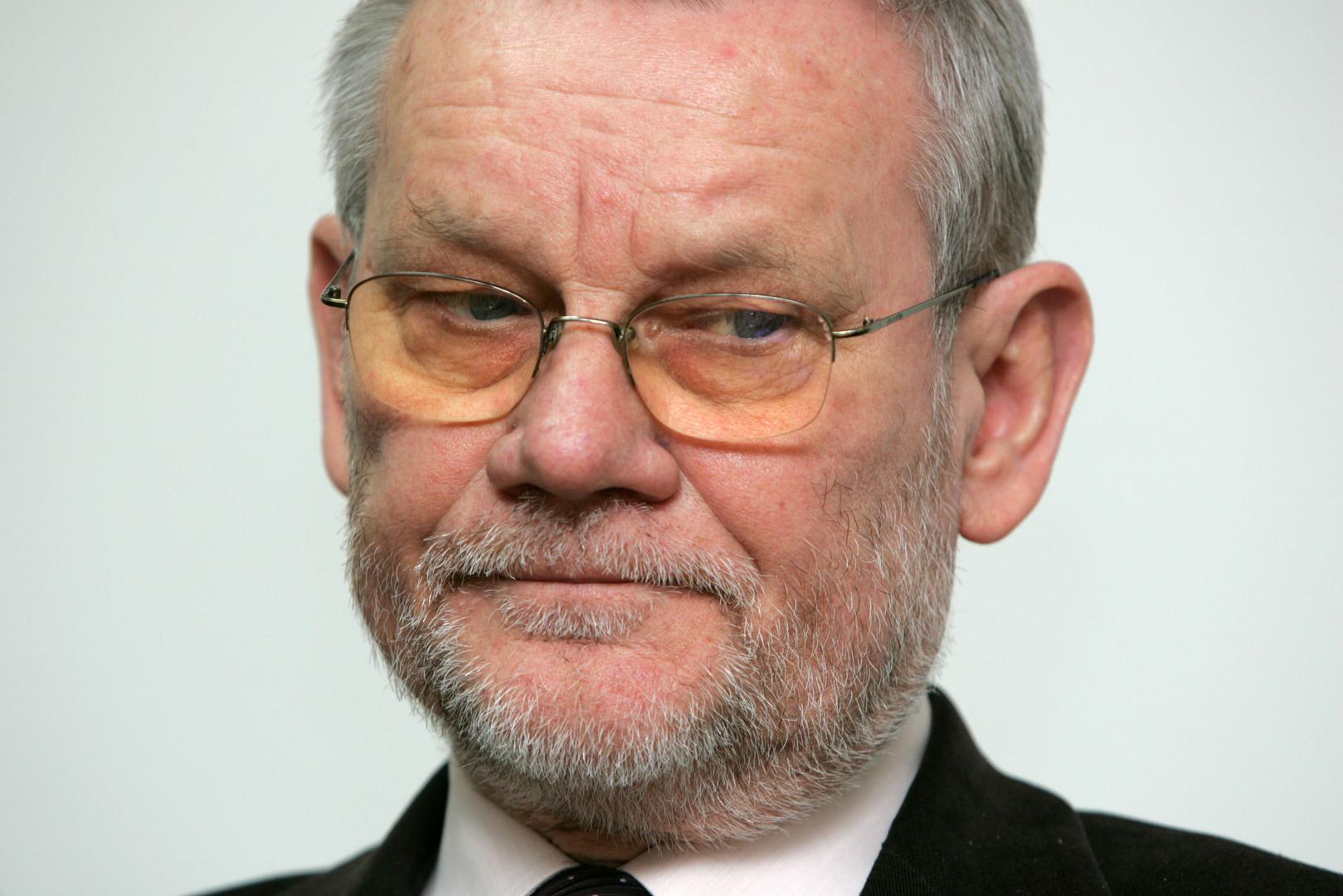 Tri godine kasnije SDP je na parlamentarnim izborima postao najjača oporbena stranka, a Račan je na SDP-ovoj konvenciji u svibnju 2004. ponovno biran za predsjednika stranke.