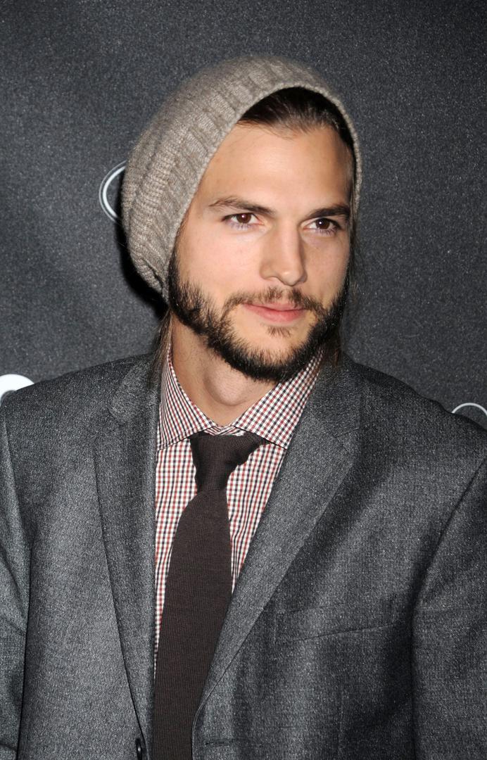 - Kad mi jednom kosa i skroz otpadne nećete to ni znati jer ću imati šiltericu - našalio se glumac. 