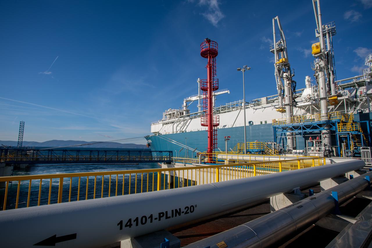 LNG terminal na Krku Hrvatskoj osigurava neophodne količine plina u trenutku kada SAD i EU donose sankcije za Rusiju