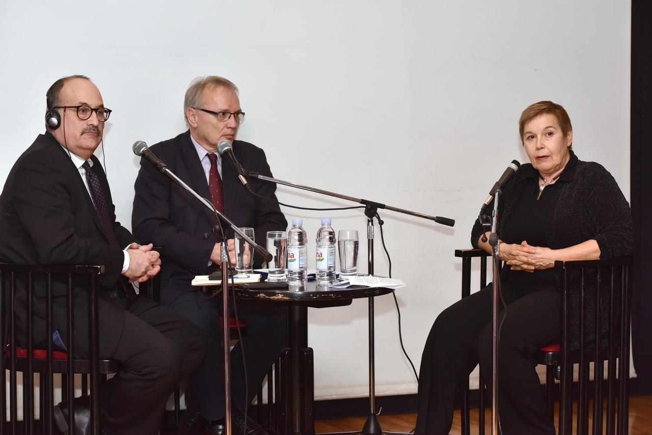 U dvorani Židovske općine održana tribina o obrazovanju o Holokaustu u RH