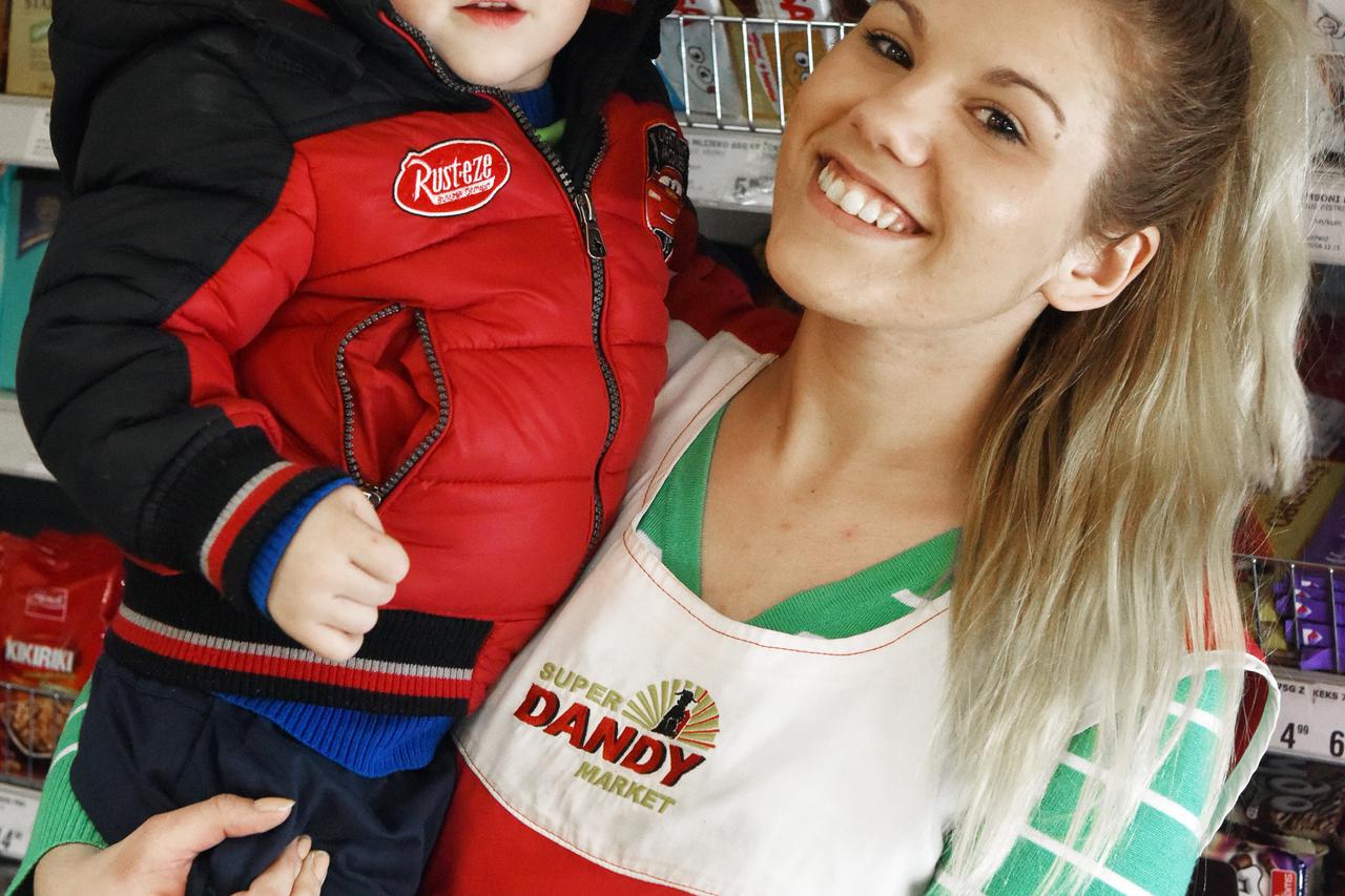 15.03.2016., Zagreb - Patricija Ivicic prodavacica u Resnickom ducanu.  DKS_56134125 Photo: Davor Visnjic/PIXSELL