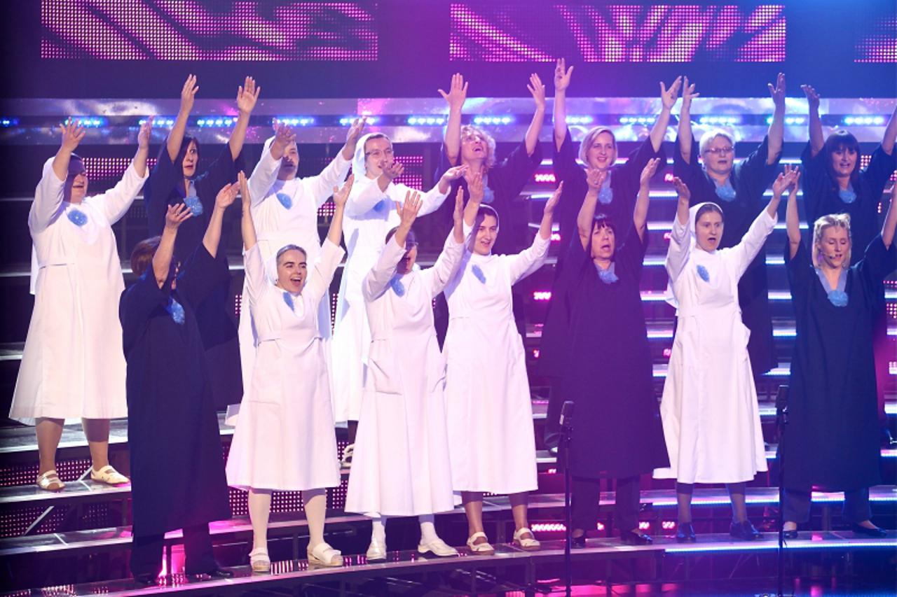 'zbor16_nnn_sce_160312'