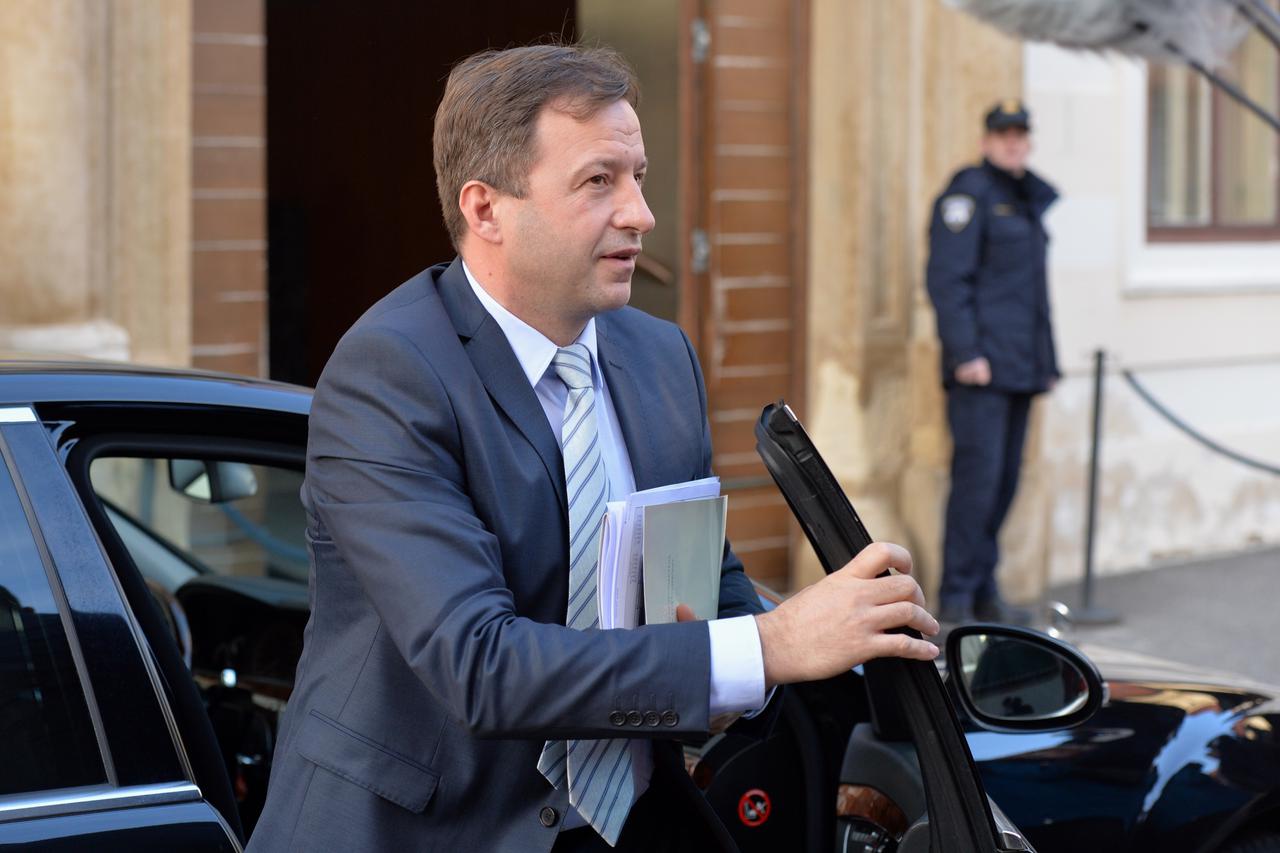 04.02.2016., Zagreb - Dolazak ministara na svjednicu Vlade. Tomislav Panenic. Photo: 