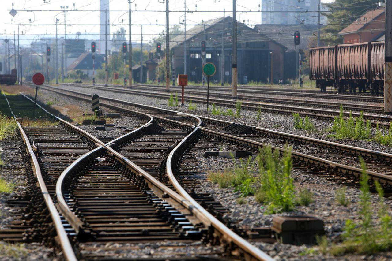 Željeznički kolodvor Karlovac