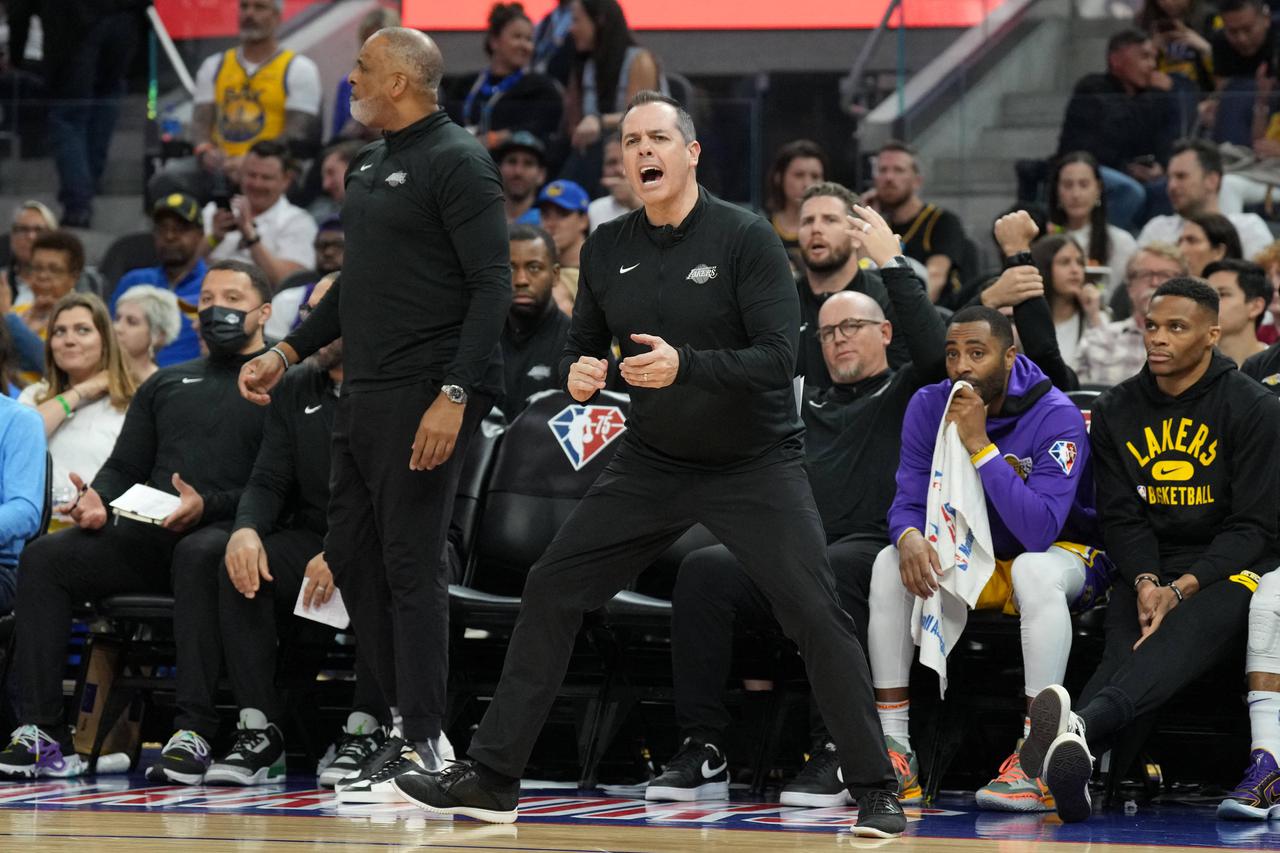 NBA: Los Angeles Lakers at Golden State Warriors