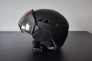 McKinley  skijaška kaciga s vizirom (small)