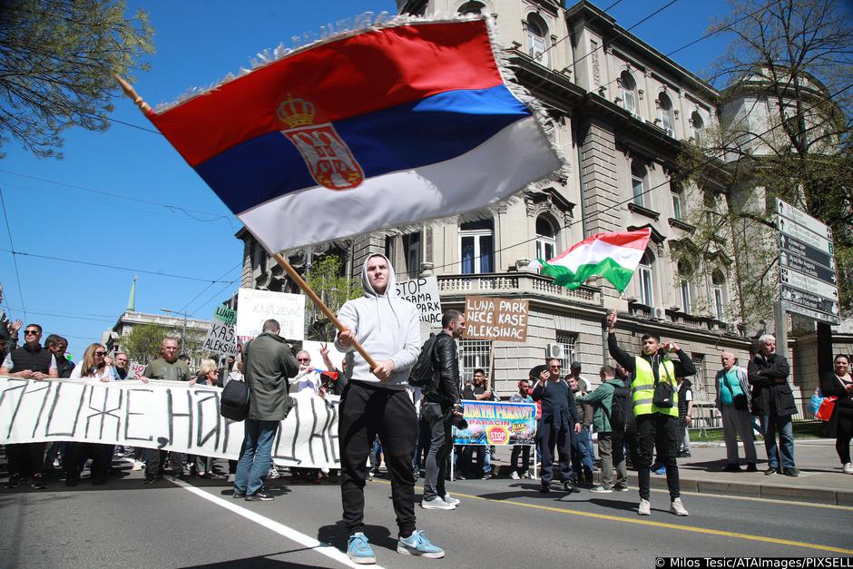 Beograd: Prodava?i na tržnici prosvjedovali zbog odluke o uvo?enju e-fiskalizacije
