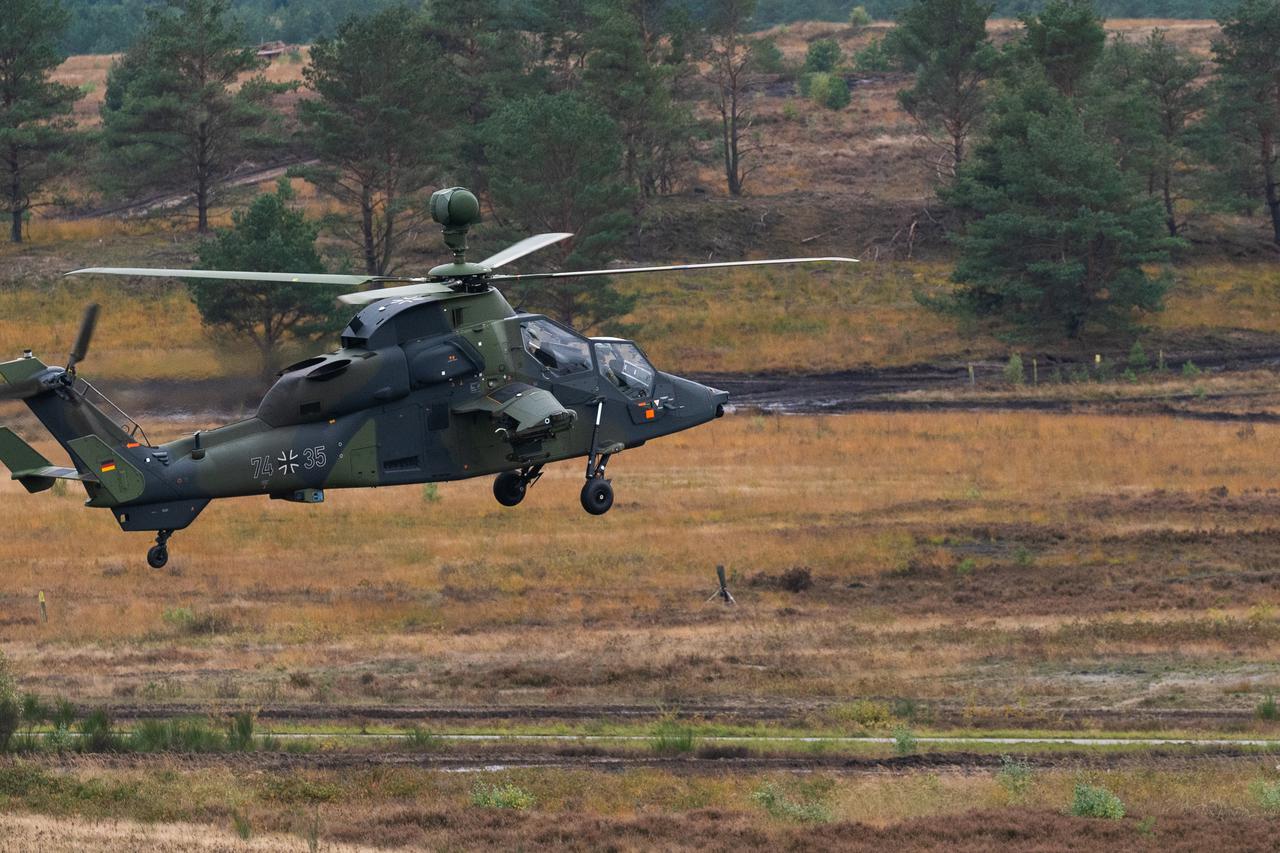 Bojni helikopter njemačke vojske Tiger - ilustracija