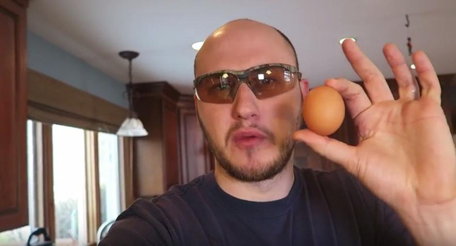 Jaje u mikrovalnoj, Crazy Russian Hacker