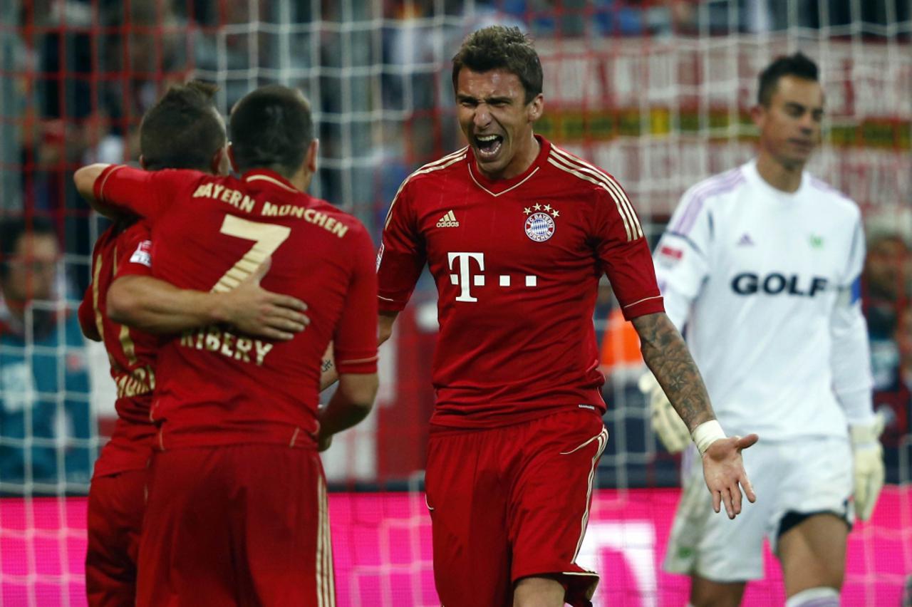 Mario Mandžukić (1)