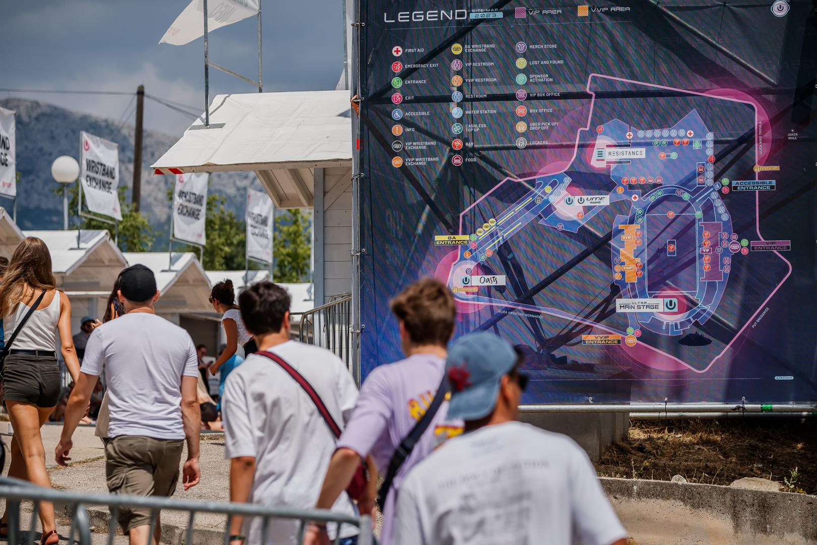 Očekuje se veći broj posjetitelja, tijekom tri dana preko 140.000 partijanera iz 143 zemlje svijeta. Mladi željni zabave već su stigli u Split i krenuli prema Parku mladeži gdje u 19 sati počinje program. 