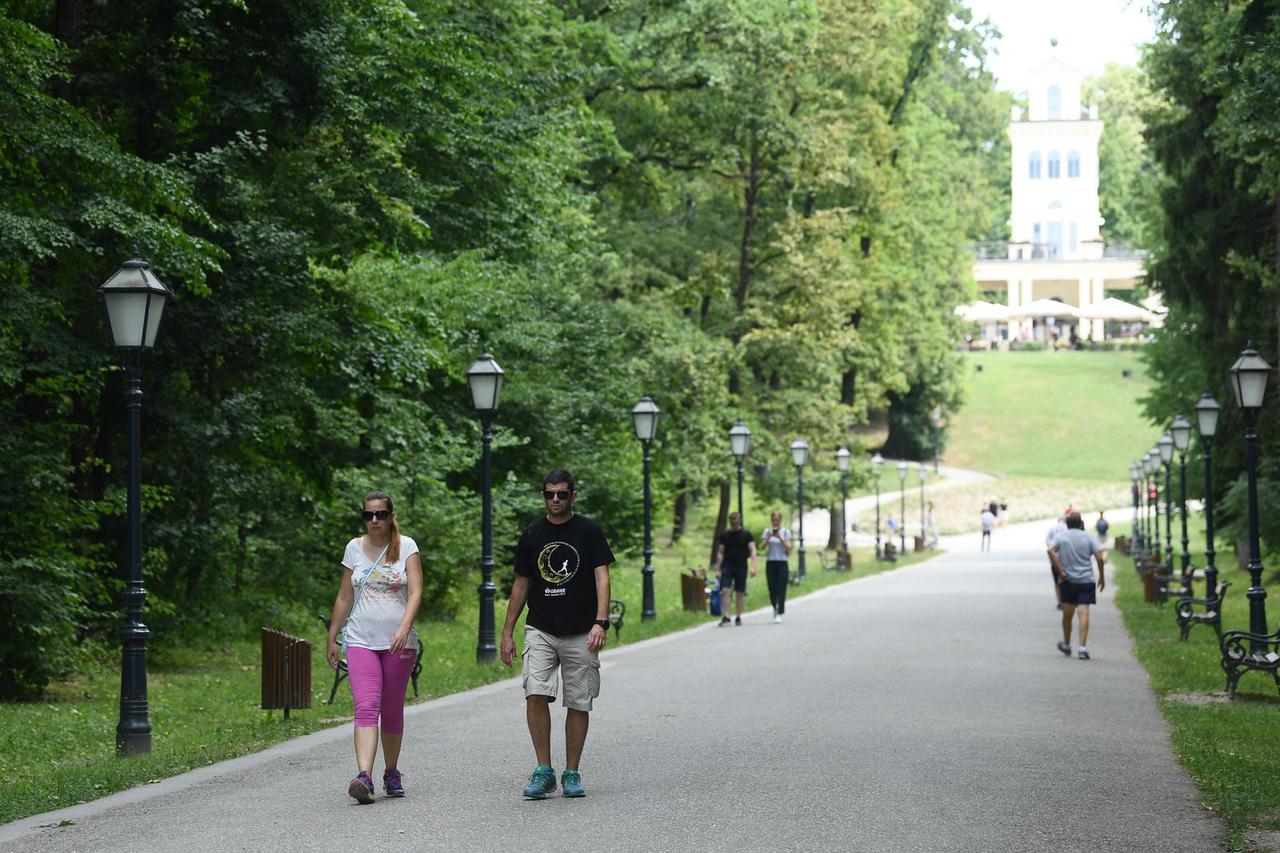 Zagreb: Jutro u parku Maksimir 