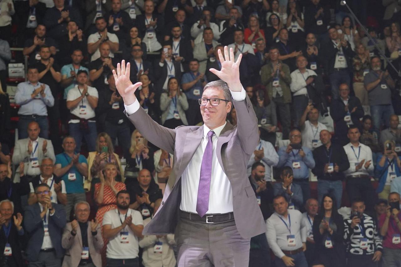 Kragujevac: Novi predsjednik Srpske napredne stranke je  Miloš Vučević
