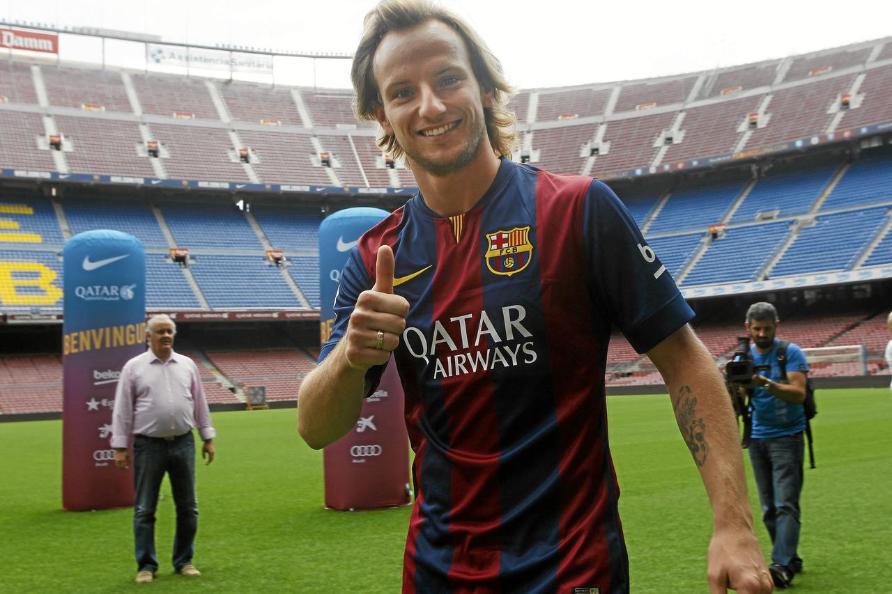 Barcelona: Ivan Rakitić novi je igrač nogometnog kluba Barcelona 