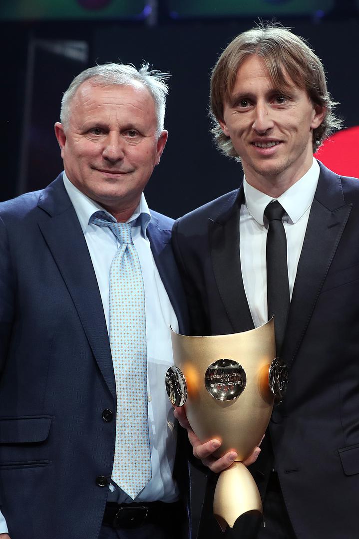 Roditelji su mu otac Stipe i majka Radojka. 