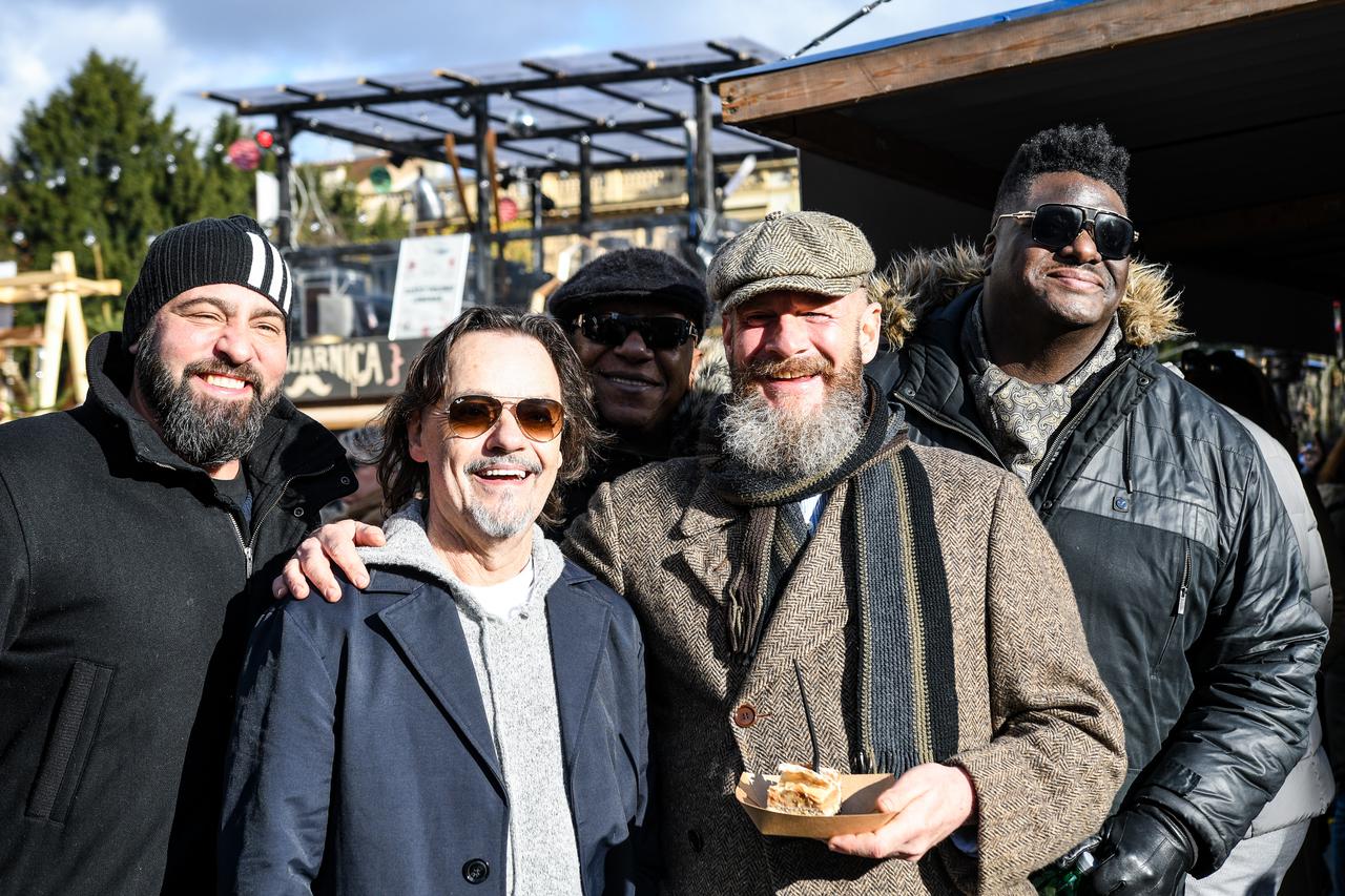 Članovi Ub$0 na Fuliranju