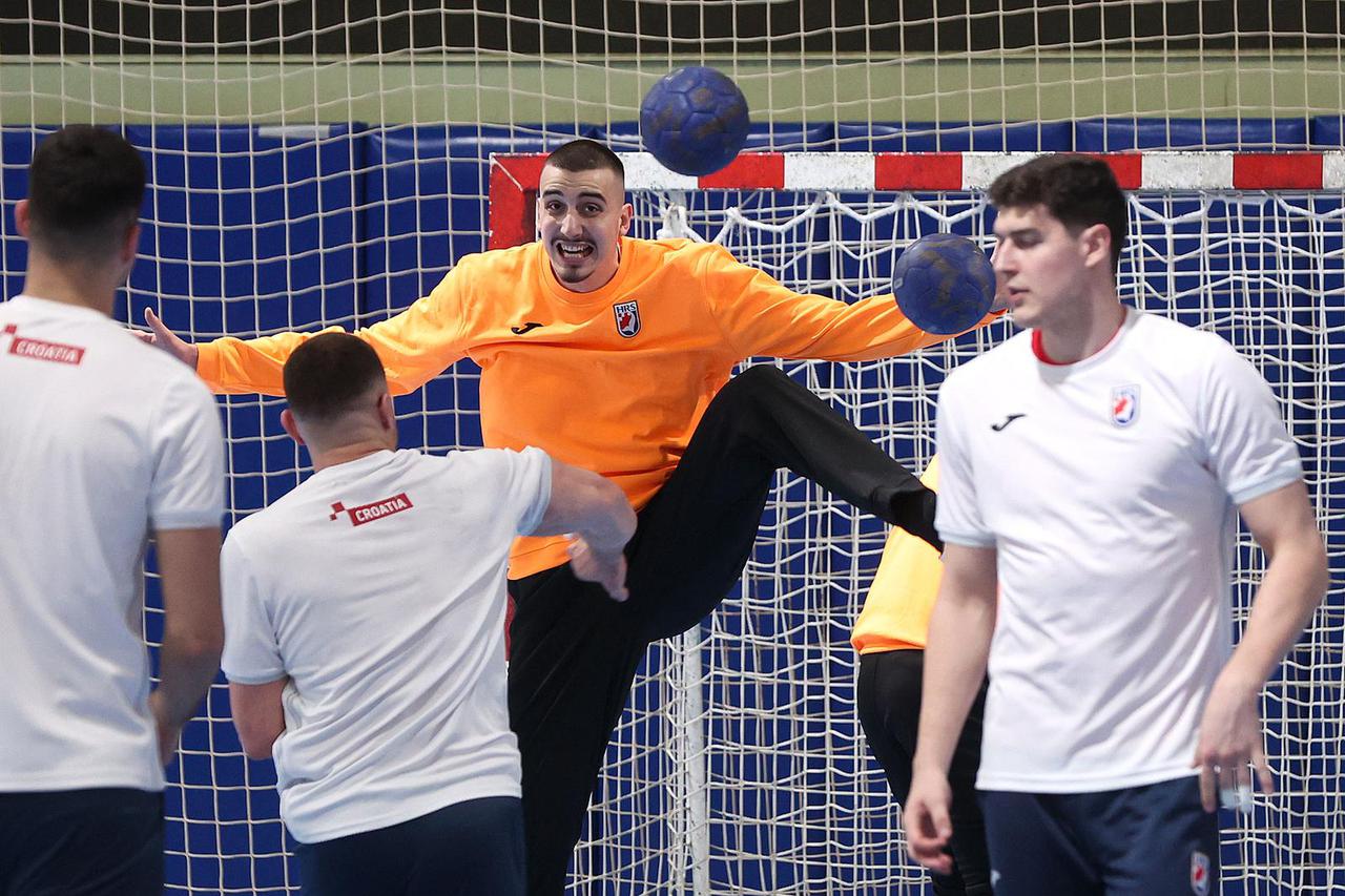 Zagreb: Posljednji trening hrvatske rukometne reprezentacije uoči odlaska na kvalifikacijski turnir za Olimpijske igre u Parizu 2024.