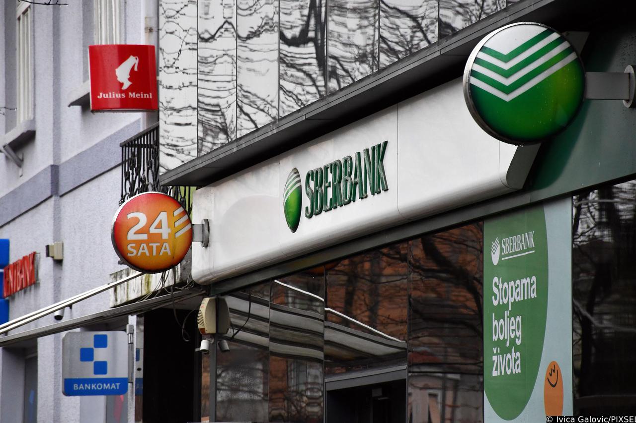 HNB proglasio dvodnevni moratorij na Sberbanku, klijenti dnevno mogu raspolagati s 7280 kuna