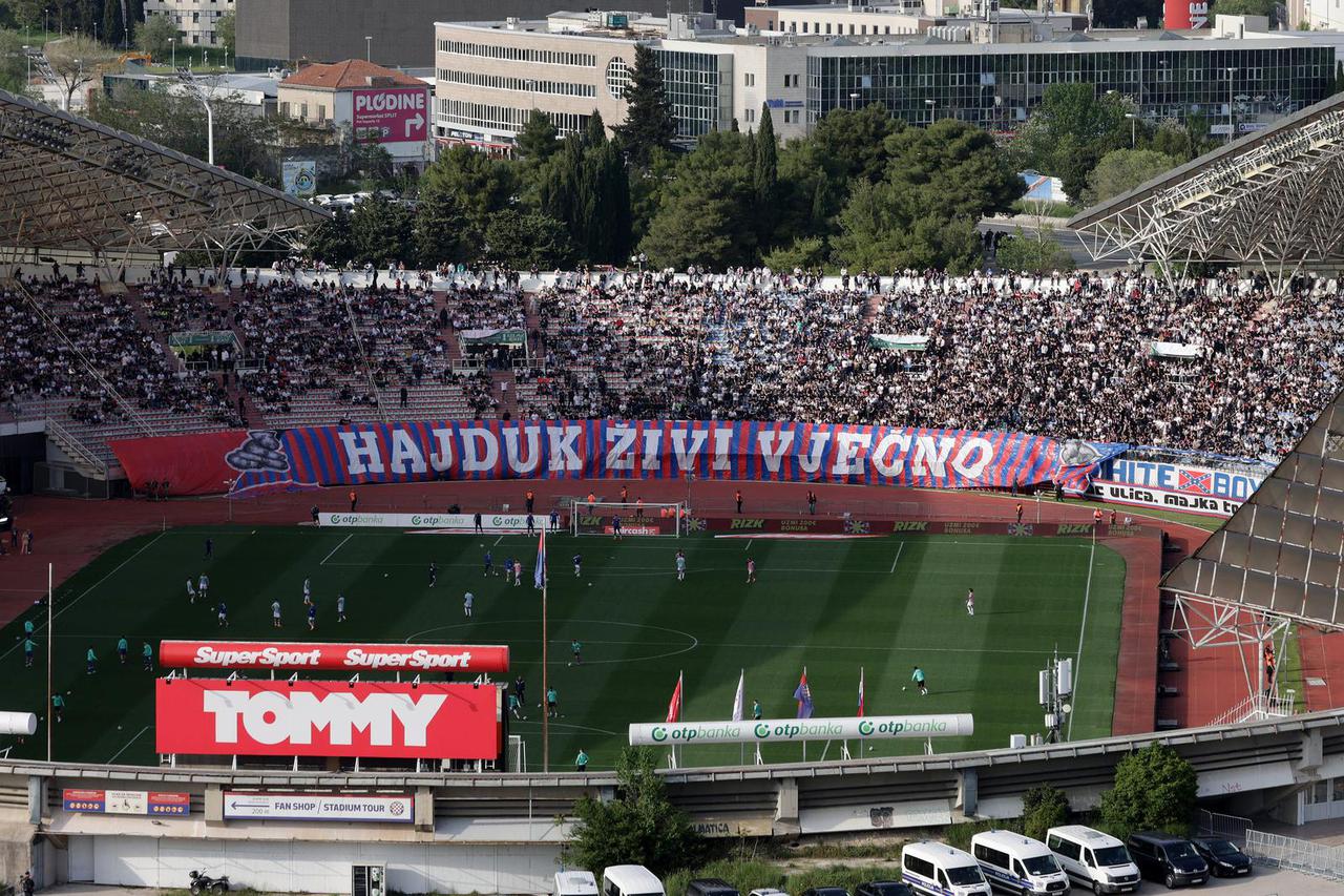 Stadion Poljud uoči početka utakmice između Hajduka i Dinama