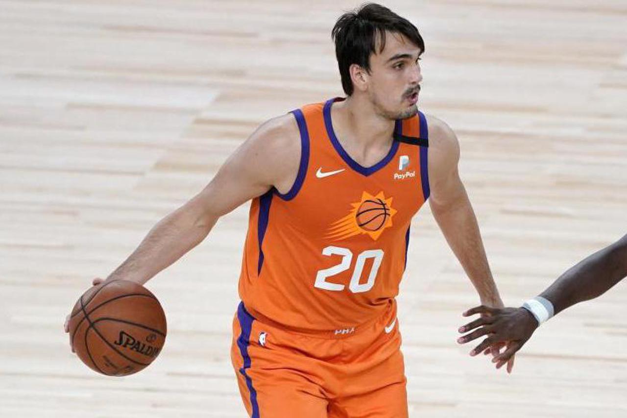 NBA: Dallas Mavericks at Phoenix Suns