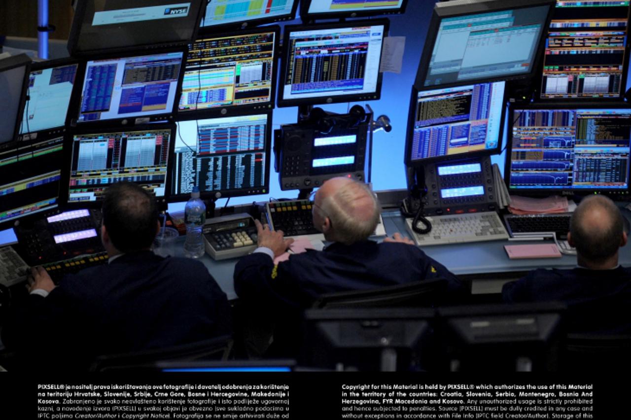 'Atmosphere at the New York Stock Exchange in New York on May 06, 2010. It was a painful flashback to the darkest days of 2008: Stocks plunged and the Dow Jones industrials skidded by hundreds of poin
