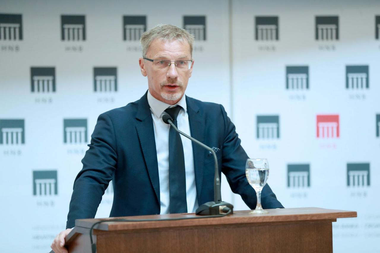 Boris Vujčić na komemoraciji za Željka Rohatinskog, bivšeg guvernera Hrvatske narodne banke