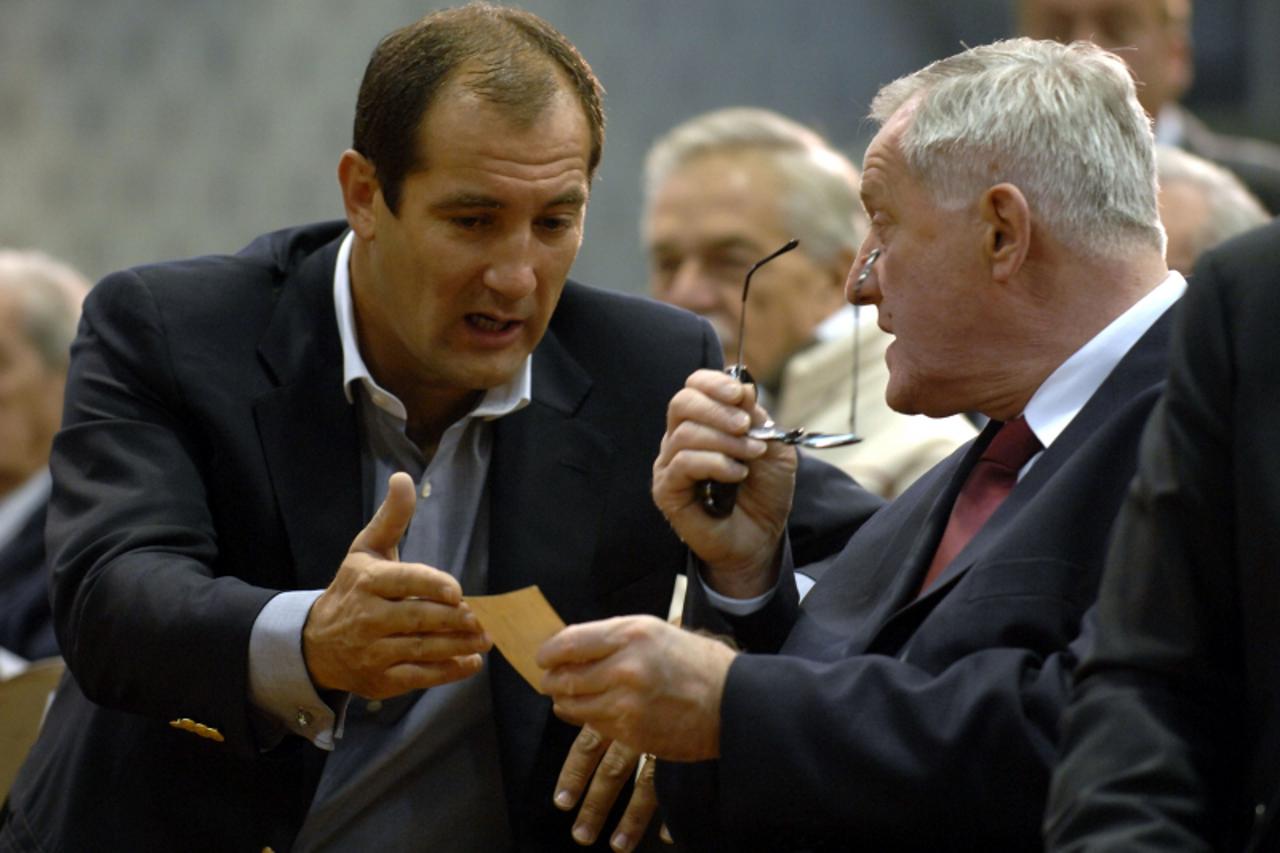 'Sport - 22.11.2008., Split, Hrvatska - osnivacka skupstina hnk hajduk split s.d.d., na gripama, stimac i srebric Photo: Vanja Zubcic - Vecernji list'