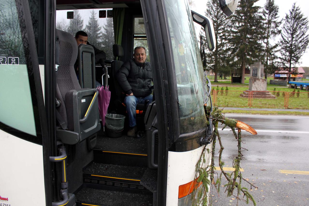 autobus lekenik nevrijeme