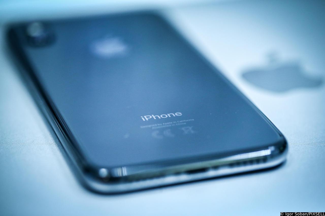 Zbog loše prodaje iPhone-a tržišna vrijednost Apple-a smanjila se za 55 milijardi dolara