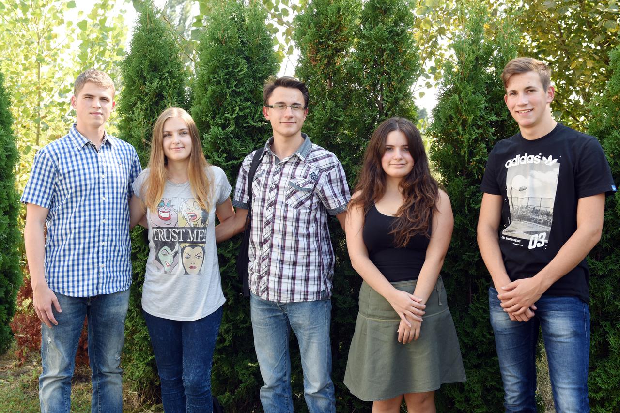 07.09.2016., Zagreb - U Vecernjem listu odrzan je okrugli stol - Uspjesni mladi ljudi i zivot u Hrvatskoj. Sudjelovali su Elizabeta Tedesko, Marja Gegic, Andro Katanec, Marijan Smetko i Josko Bilandzic. Photo: Davor Visnjic/PIXSELL