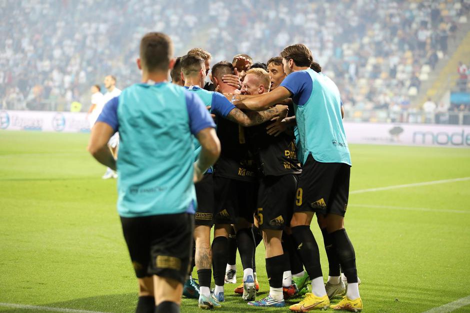 Rijeka i Osijek sastali se u 9. kolu SuperSport HNL-a