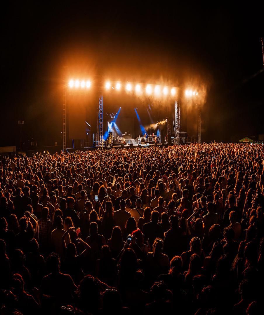 Iza ovog veličanstvenog događaja stoji Lollipop, najbrže rastući glazbeni brand u Hrvatskoj, koji se u samo nekoliko godina pozicionirao kao sinonim za najkvalitetniju urbanu zabavu na kojoj je do sada ukupno bilo više od 160 tisuća ljudi. Krenuvši iz klupskih večeri, Lollipop se razvio u snažan kulturni pokret mladih koji briše granice između žanrova, generacija i lokacija.