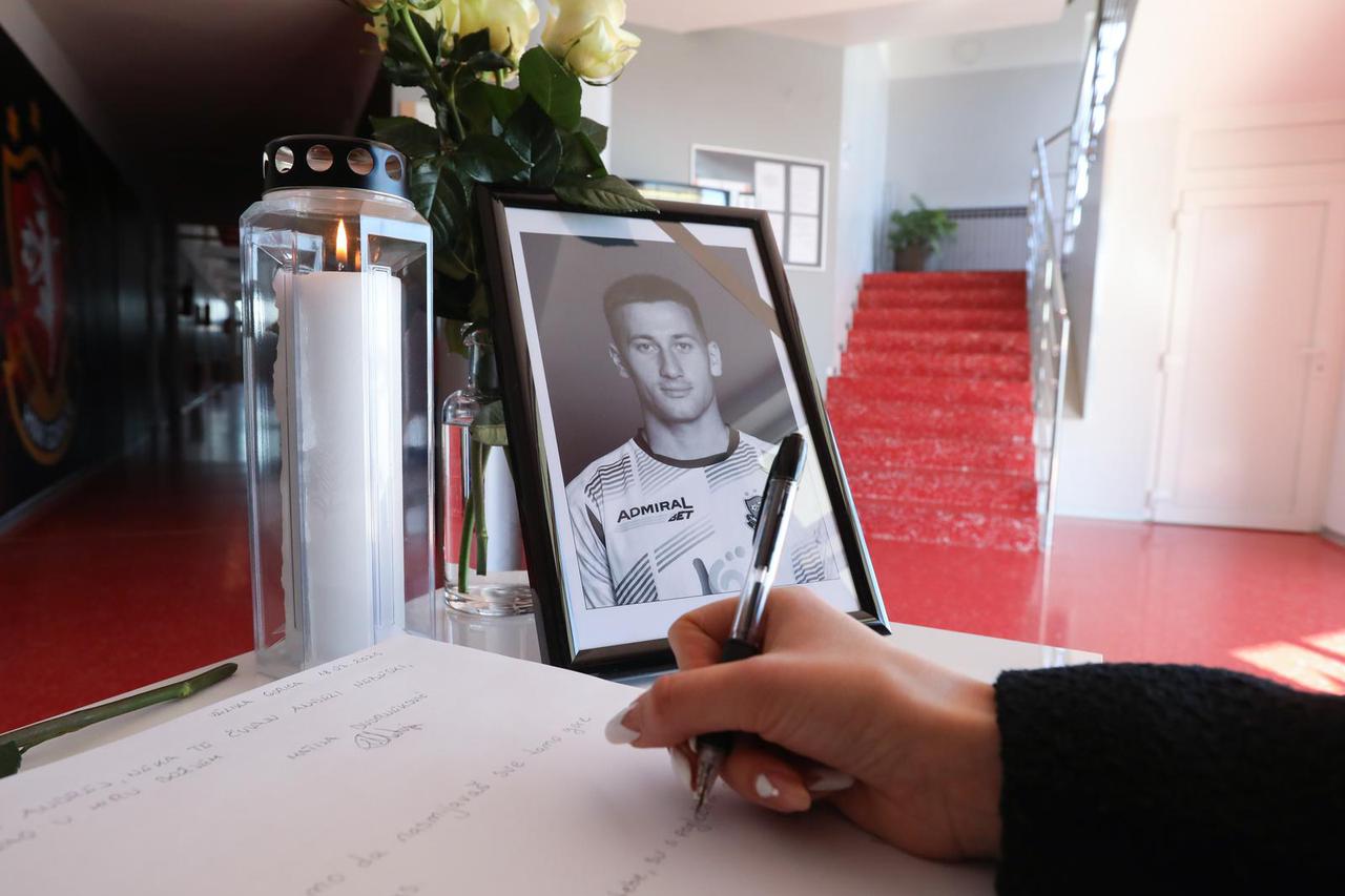 Velika Gorica: Otvorena knjiga žalosti za Andreja Lazarova