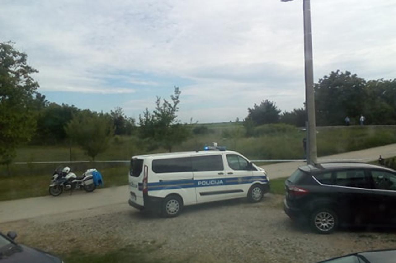 Prometna nesreća u Vinkovcima, vlak naletio na automobil