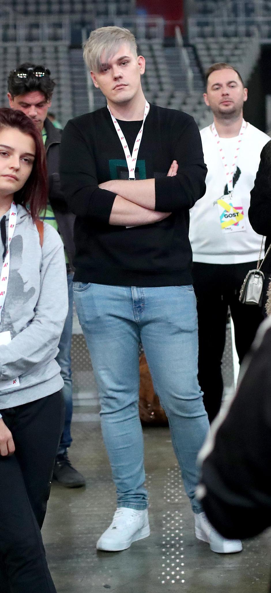 Dennis Domian: “Online bullying nije mi je stran pojam. S njime se susrećem od samih početaka do danas”