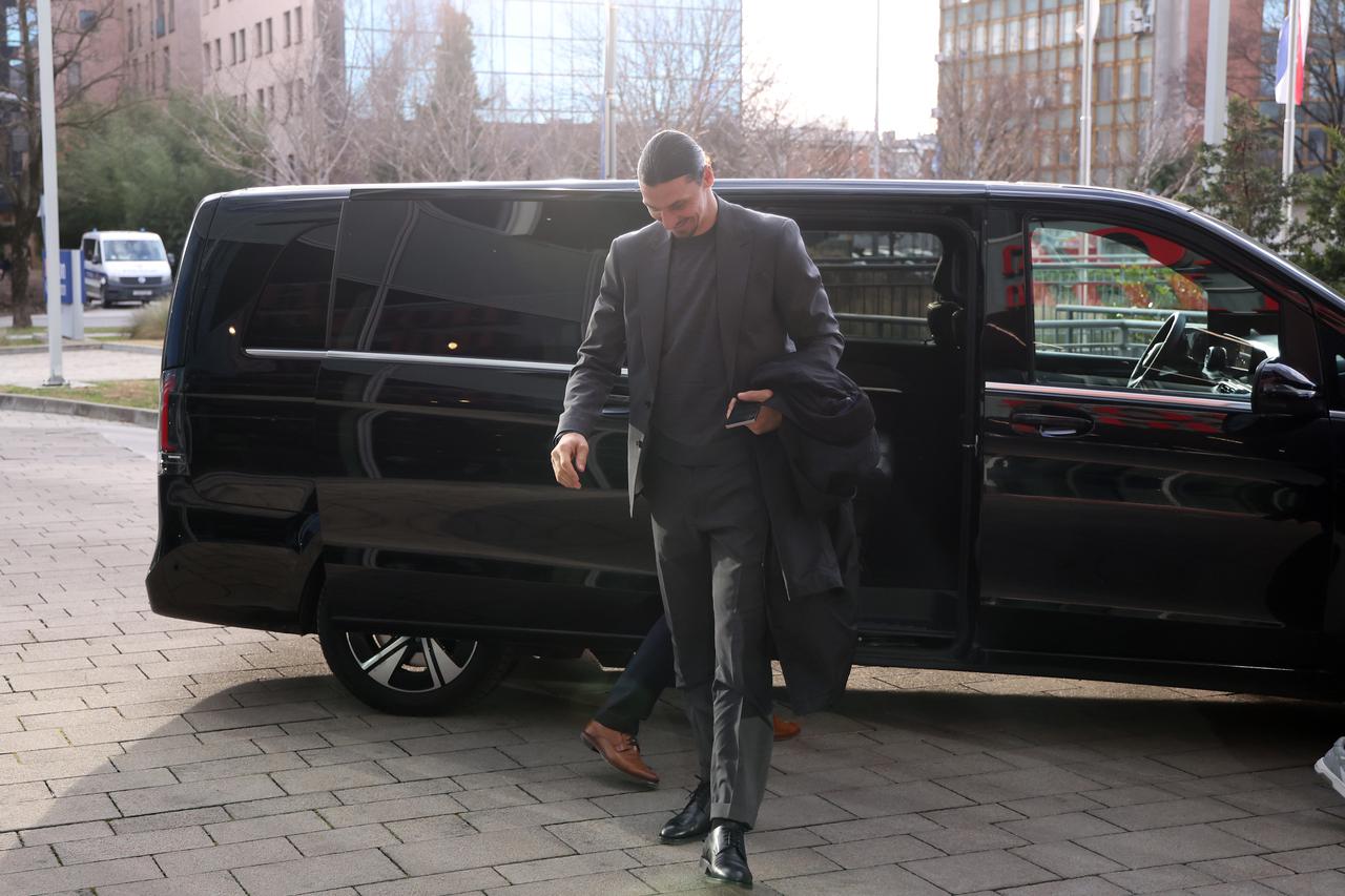 Zlatan Ibrahimovi? vi?en ispred hotela u Zagrebu