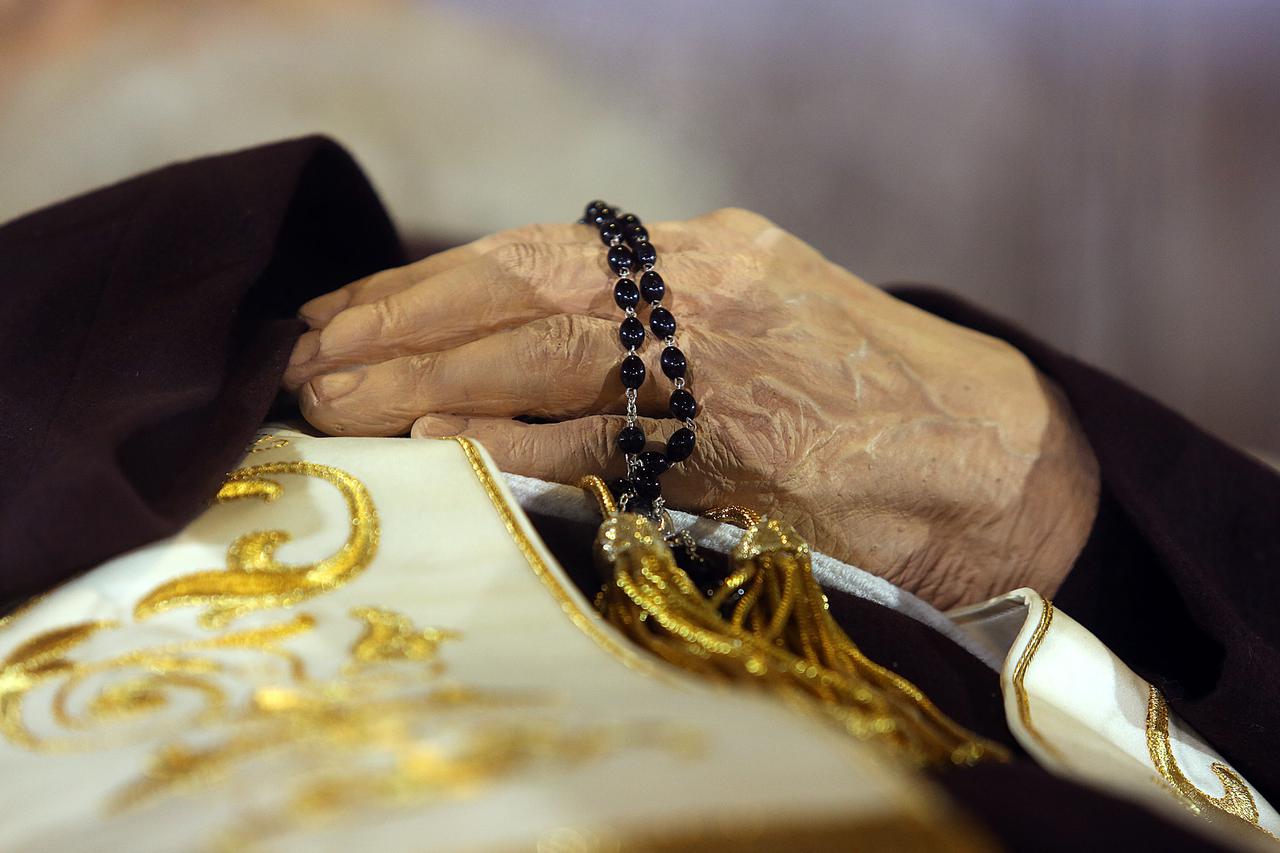 13.04.2016., Zagreb - U katedralu je stiglo tijelo svetog Leopolda Bogdana Mandica, sveca kojega je papa Franjo proglasio zastitnikom Godine milosrdja. Sveti Leopold Mandic jedan je od najomiljenijih hrvatskih svetaca, bio je veliki ispovjednik, a njegovo