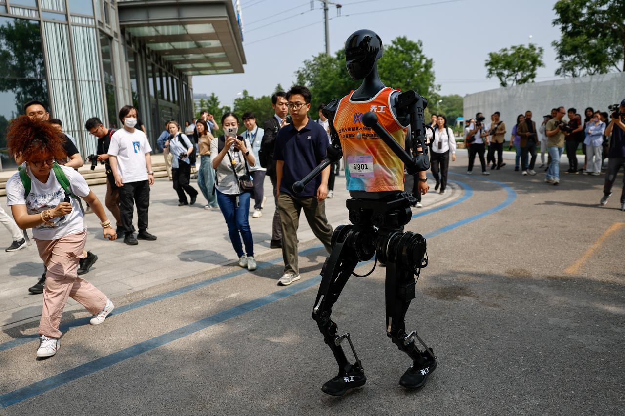 Organised media tour to Beijing Robotics Industrial Park, Beijing E-Town